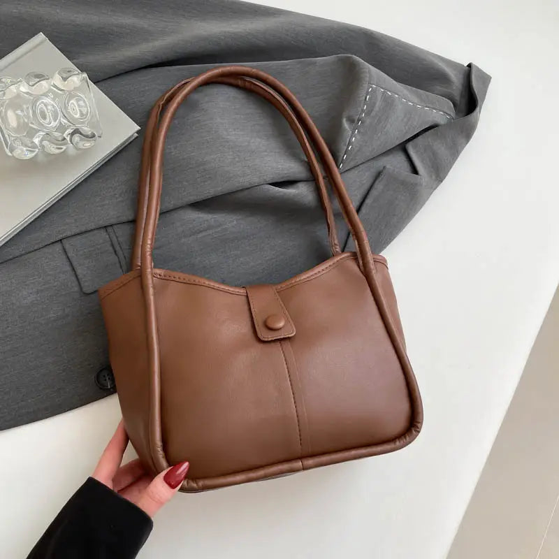 Women's Maillard Leather Shoulder Bag Large Capacity Brown