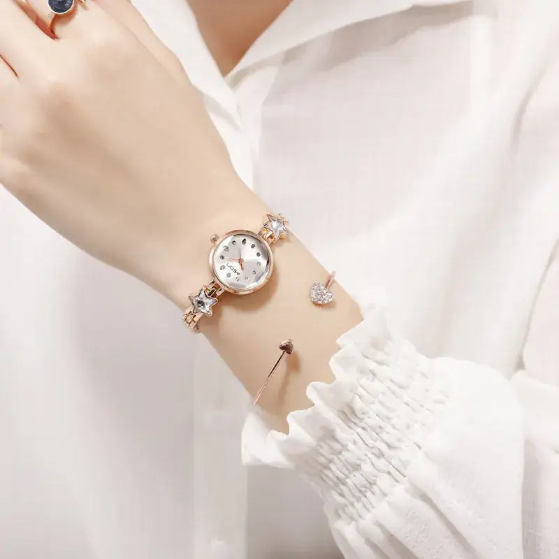 Quartz Watch Five Pointed Star Silver Bracelet for Women