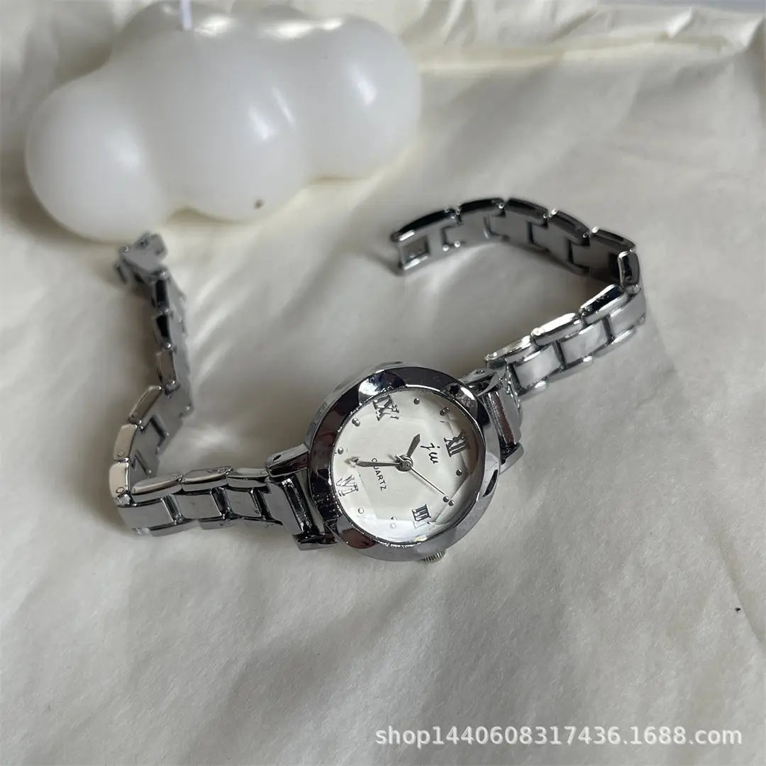 Niche Round Small Dial Student Forest Bracelet Steel Band Simple Elegant Compact Watch Female Ins Accessible Luxury Retro