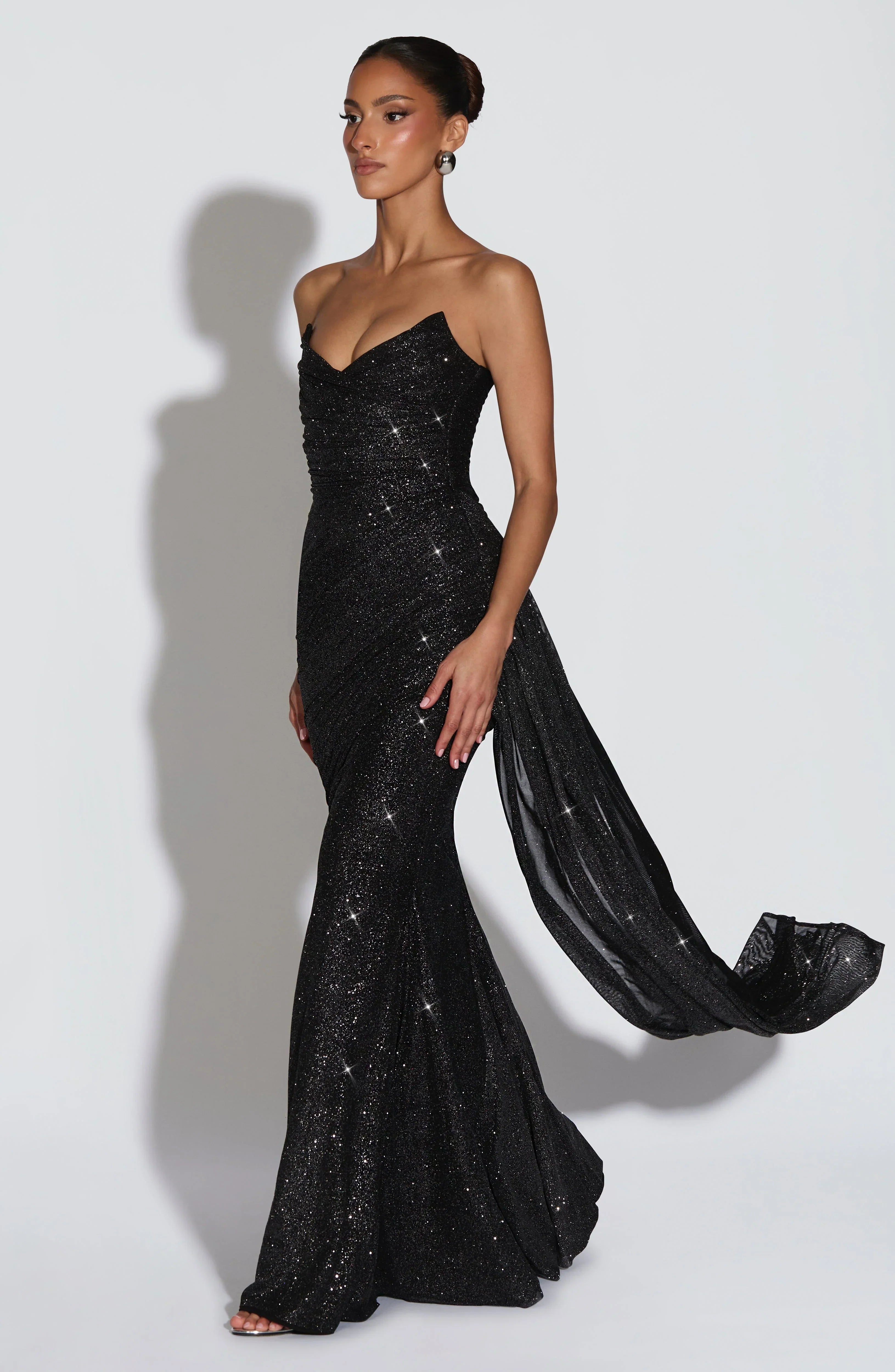 European And American-style Shimmering Strapless Waist-cinching Maxi Evening Gown With Crisscross Detailing Jovera Joyce