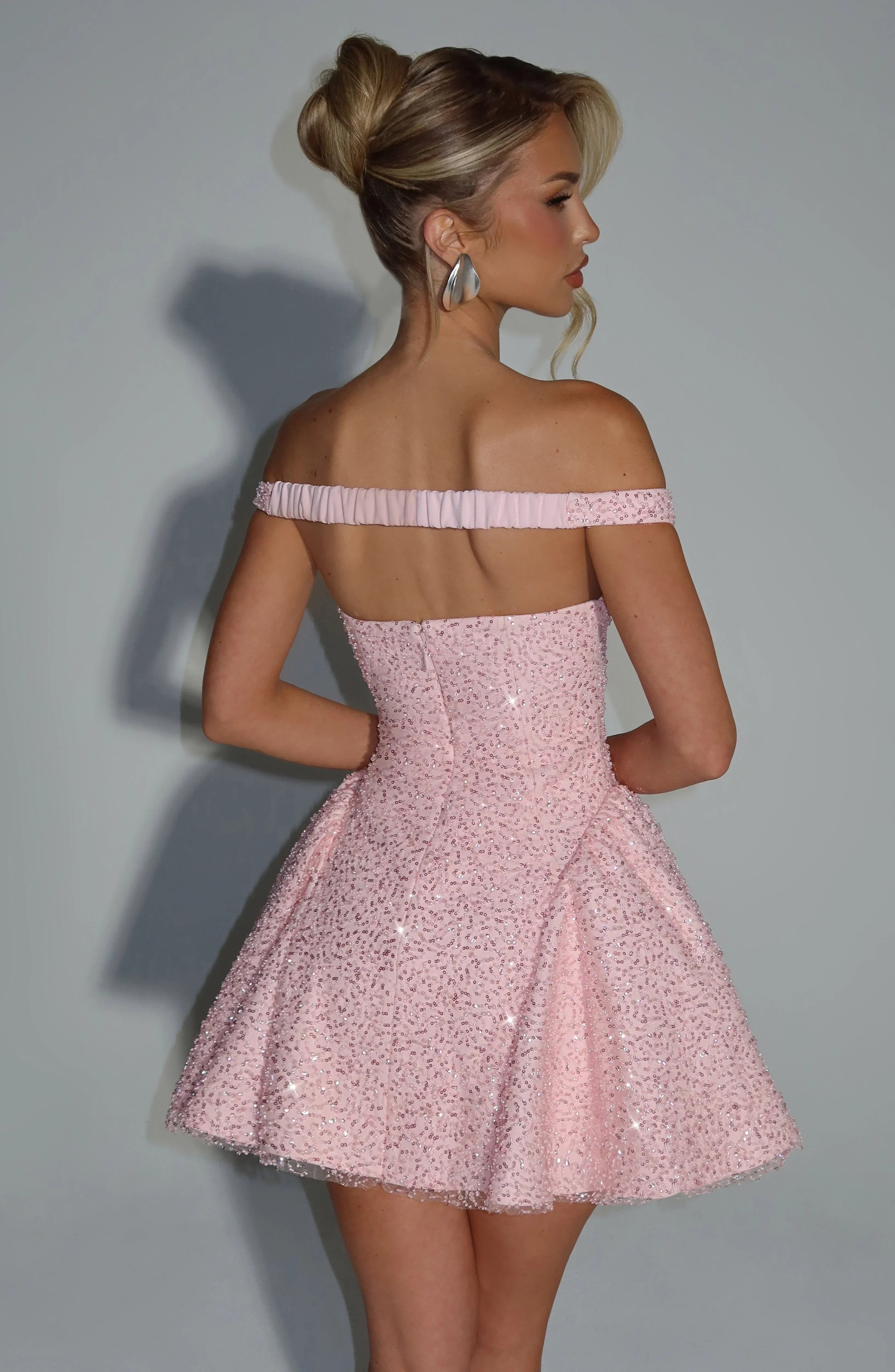 Women's Fashion Elegant Sequins Backless Dress Jovera Joyce