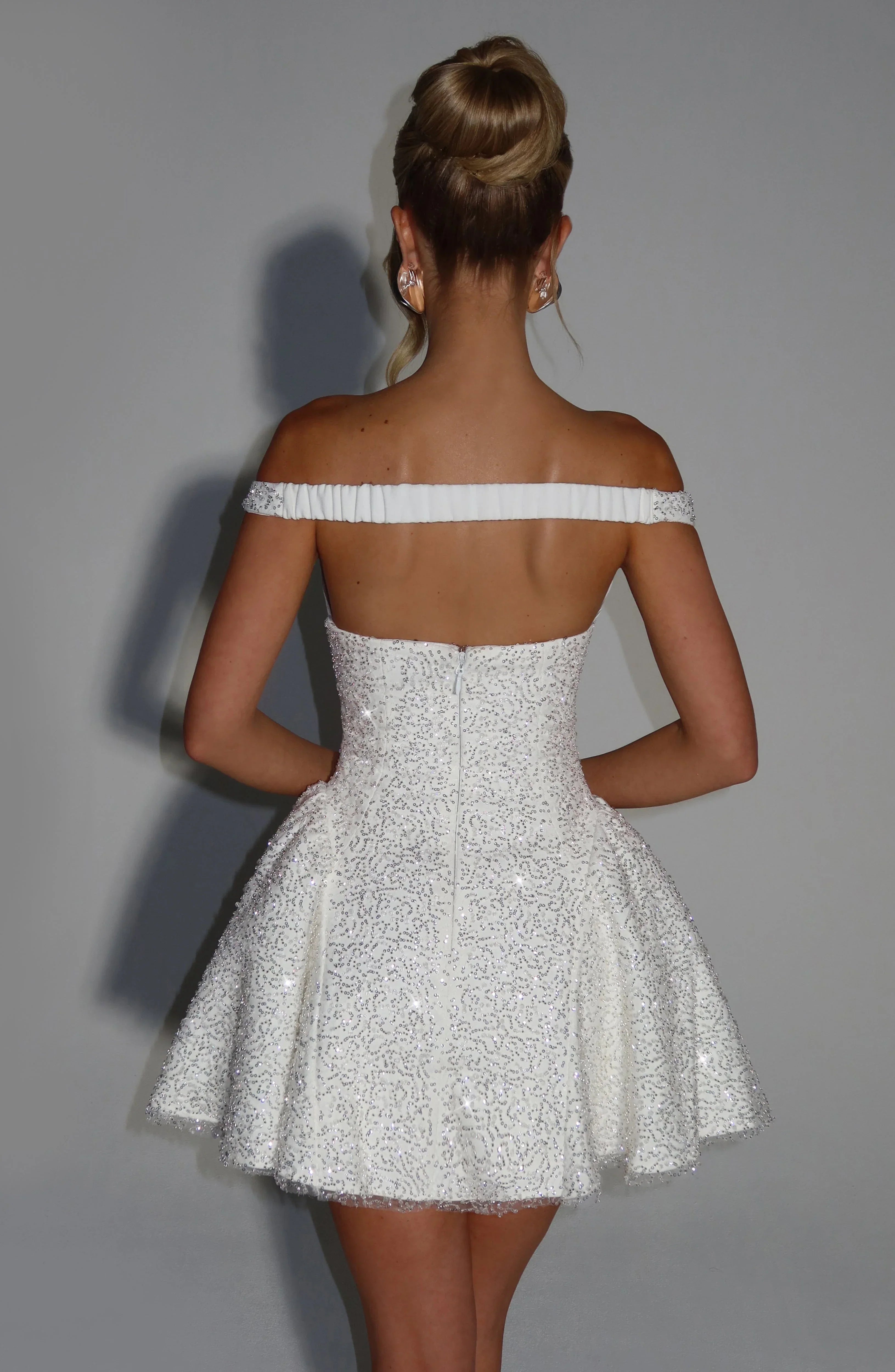 Women's Fashion Elegant Sequins Backless Dress Jovera Joyce